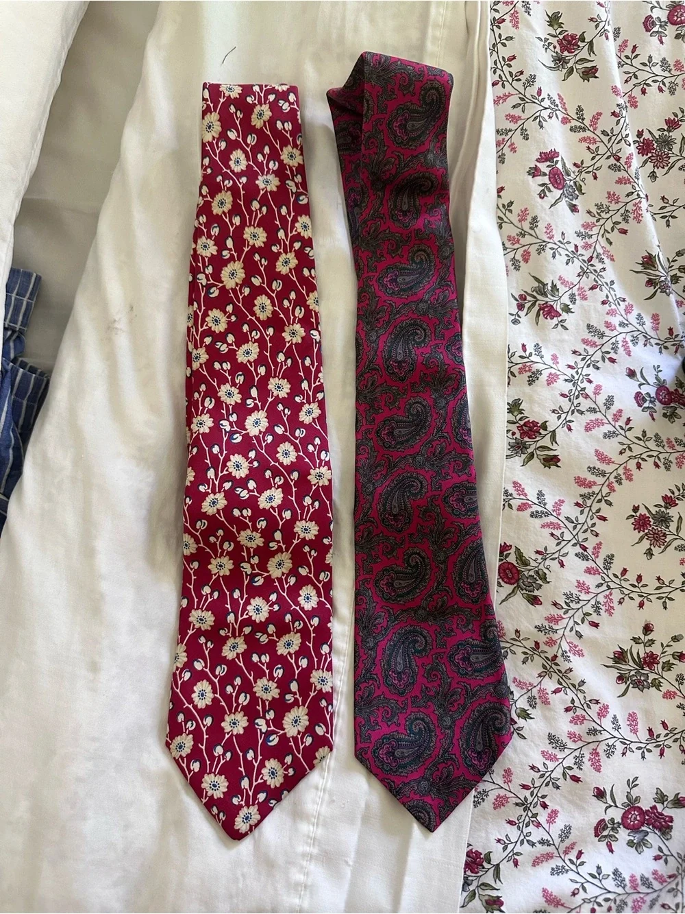 Bundle Neck ties Brooks Brothers and Robert TalboRed Floral and Paisley Silk Tie